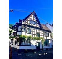 Charmantes Fachwerkhaus mit ca. 180 m² Nutzfläche in Winningen