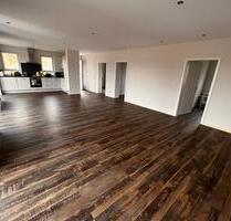 Wohnung zum Vermieten - 950,00&nbsp;EUR Kaltmiete, ca.&nbsp; 77,00&nbsp;m&sup2; in Reiskirchen (PLZ: 35447)