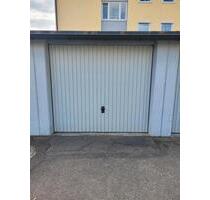 Garage zu vermieten Landshut Bayerwaldsiedlung × nähe Bahnhof - Ergolding