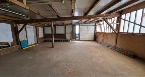 Foto - 100m2 Lagerhalle zu vermieten - 390,00&nbsp;EUR Kaltmiete, ca.&nbsp; 100,00&nbsp;m&sup2;