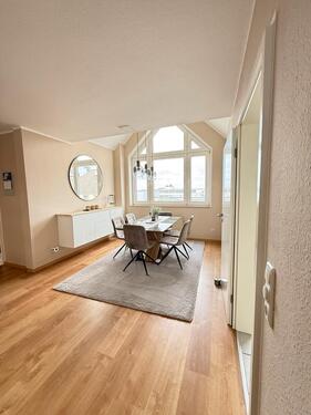 Foto - Lichtdurchflutete Maisonettewohnung mit Südwest-Loggia