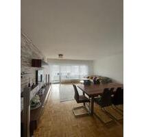 Lichtdurchflutete freundl. 4-Zi-Wohnung in Essen-Bredeney +Garage