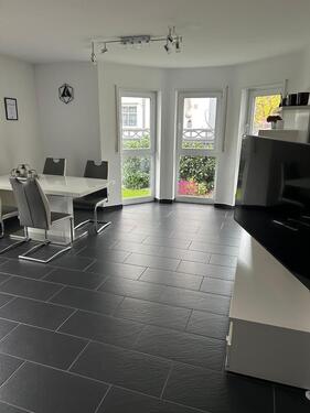 Foto - 4 Zimmer Einfamilienhaus in Weisenheim am Berg