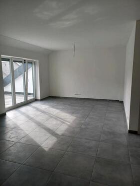 Foto - Schöne 2 Zimmer Wohnung 86 qm - 1.090,00 EUR Kaltmiete, ca.  86,00 m²