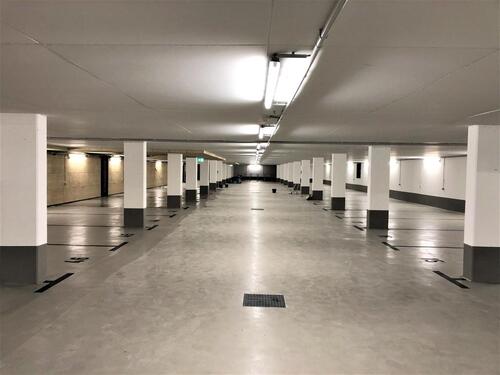 Foto - Hier steht Ihr Auto geschützt und trocken!