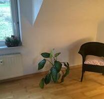 Schöne Dachgeschosswohnung in Zweifamilienhaus - Eppelborn