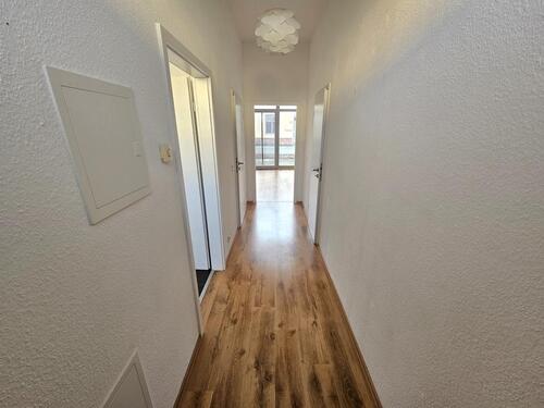 Foto - Terrassenapartment in Stadtfeld inkl. Gartenbereich+Bad mit Dusche+Fußbodenheizung+Laminat+HWR