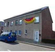 Freistehende Doppelhaushälfte mit Garten + angrenzender Weide - Geilenkirchen