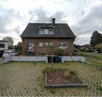 Freistehende Immobilie mit viel Platz und freiem Blick - Emmerich am Rhein