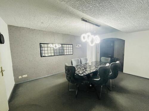 Foto - Große 5-Zimmer-Wohnung, in Saarbrücken