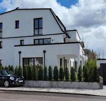 Helle 4-Zimmer-Wohnung mit Garten - Germering