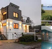 Wellnessoase mit Fördeblick und Schwimmbad nahe Kiel - Heikendorf