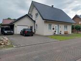 Foto - Einfamilienhaus in Emstek, - 1.200,00&nbsp;EUR Kaltmiete, ca.&nbsp; 138,00&nbsp;m&sup2;