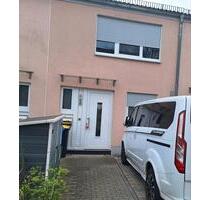 Gepflegtes Reihenmittelhaus - 340.000,00 EUR Kaufpreis, in Wesseling (PLZ: 50389)