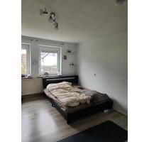 Schönes großes WG Zimmer ( keine Küche ) - Augsburg Haunstetten-Siebenbrunn