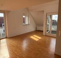 Schicke, sonnige 4 ½-Zimmer Maisonnette-Wohnung mit Balkon-Loggia - Kupferzell