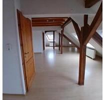 Helle Dachwohnung - 650,00 EUR Kaltmiete, ca.  65,00 m² in Spiesen-Elversberg (PLZ: 66583)