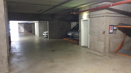 Foto - Vermiete in Nürtingen zentrumsnah, 1TG- Stellplatz Doppelparker.