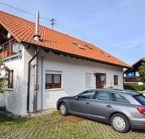 Schöne Dachgeschosswohnung mit Balkon und Stellplatz - Denkingen