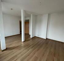 Helle Dachgeschosswohnung mit Charme in Halle (Saale) Trothaer Straße