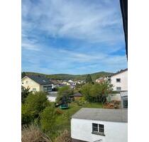 Idyllische 3 Zimmer Wohnung - 1.000,00&nbsp;EUR Kaltmiete, ca.&nbsp; 76,00&nbsp;m&sup2; in Gießen (PLZ: 35396) Wieseck
