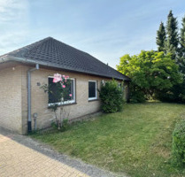 Top renoviertes Reihenendhaus (Bungalow), 3 ZKB TerrasseGarten, - Rastede