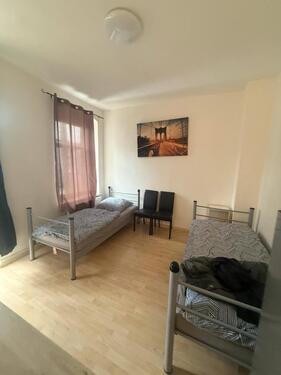 Foto - Möblierte 2-Zimmer-Wohnung mit Balkon im Zentrum von Chemnitz