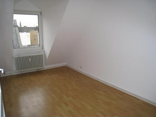 Foto - 2 Zimmer Dachgeschoßwohnung zur Miete in Wiesbaden