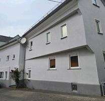 Haus zum Kauf - 260.000,00&nbsp;EUR Kaufpreis, ca.&nbsp; 170,00&nbsp;m&sup2; in Villmar (PLZ: 65606)