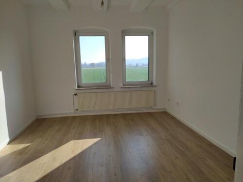 Foto - 4-Zimmer, Wanne+Dusche, Terrasse, Parkpl., Weitblick, Groß Düngen