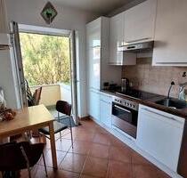 Zwischenmiete: 3 Raum Whg. mit Balkon in der KTV (Nov - August ) - Rostock Hansaviertel
