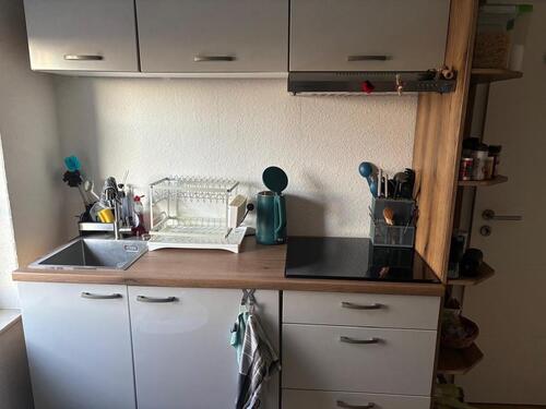 Foto - 2-Zi-Dachgeschoß hochwertig renoviert und ausgestattet