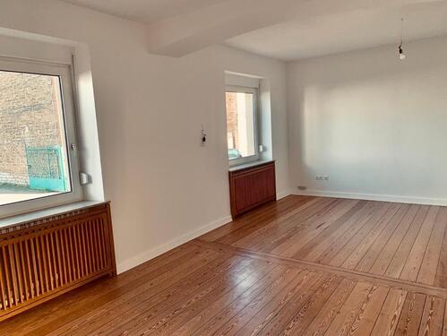 Foto - Wohnhaus - 8 Zimmer - ideal für Wohnen und Arbeiten