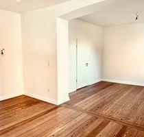 Wohnhaus - 8 Zimmer - ideal für Wohnen und Arbeiten - Wallertheim