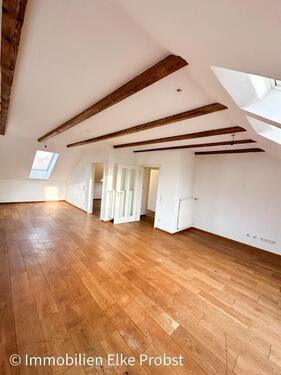 Foto - Hochwertige Dachgeschosswohnung mit Stellplatz in Cham