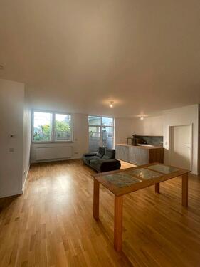 Foto - Urbane 3 Zimmer Wohnung mit Garten & Stellplatz in ruhiger Lage