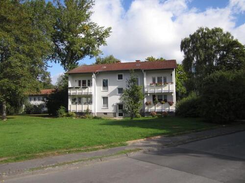 Foto - Mitten drin: 3-Zi.-Wohnung in zentraler Lage