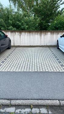 Foto - Parkplatz Eschenbachstr. 18 zu vermieten