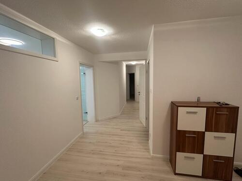 Foto - 2 - 3 WG Zimmer in frisch renovierter Wohnung, Stadtfeld Ost