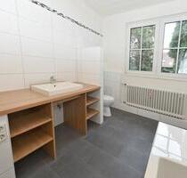 Schöne 3-Zimmerwohnung + kleinem Raum, ohne Balkon, Pfinztal