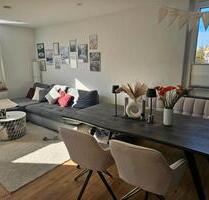 Helle, Sanierte Zwei-Zimmer-Wohnung in WF mit Garage - Wolfenbüttel Ahlum