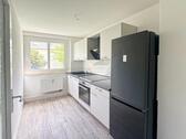 Foto - !! Grün und Ruhig Wohnen !! Helle 2-Zimmer-Wohnung mit Einbauküche und Tageslichtbad