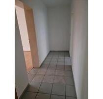 Schöne 2,5 Zimmer wohnung in Friedrichsfeld - Wesel