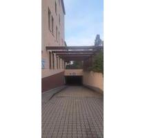 Vermiete Tiefgaragenstellplatz in 91052 Erlangen, Koldestr. 8