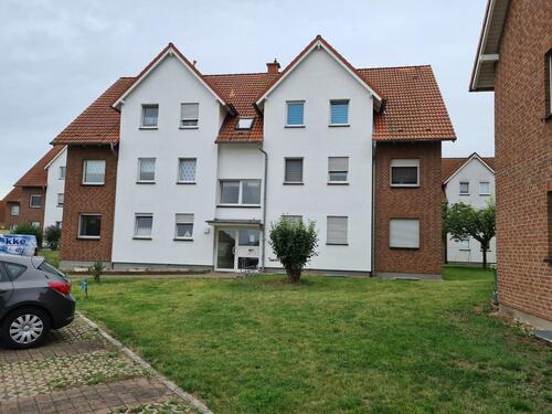 Foto - helle 3 Raum-Dachgeschosswohnung mit Balkon, Stellplatz und Rollläden in ruhiger Lage