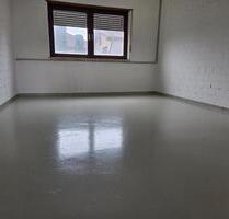 Großer Lagerraum zu vermieten - 490,00&nbsp;EUR Kaltmiete, ca.&nbsp; 105,00&nbsp;m&sup2; in Hochdorf-Assenheim (PLZ: 67126)