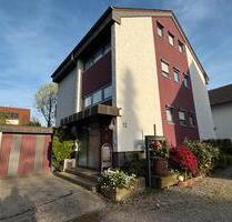 Gepflegtes 6-Zimmer Einfamilienhaus mit Garage in Tübingen
