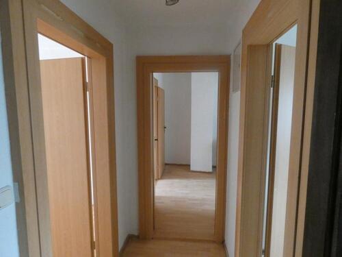 Foto - 1 Zimmer Dachgeschoßwohnung zur Miete in Saalfeld (Saale)