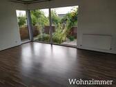Foto - Großzügige 5-Zimmer-EG-wohnung mit großem Garten,Terrasse,Garage.