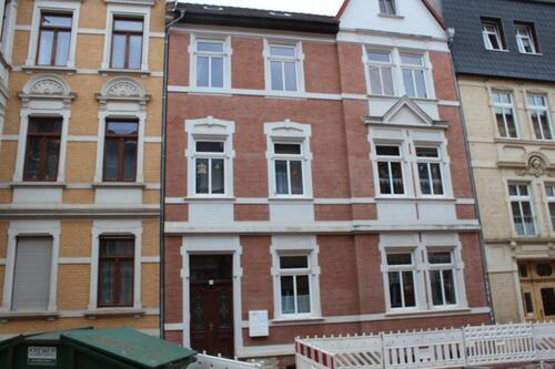 Foto - Sanierte Dreiraumwohnung im 4-Familienhaus in der Aribertstraße zu vermieten